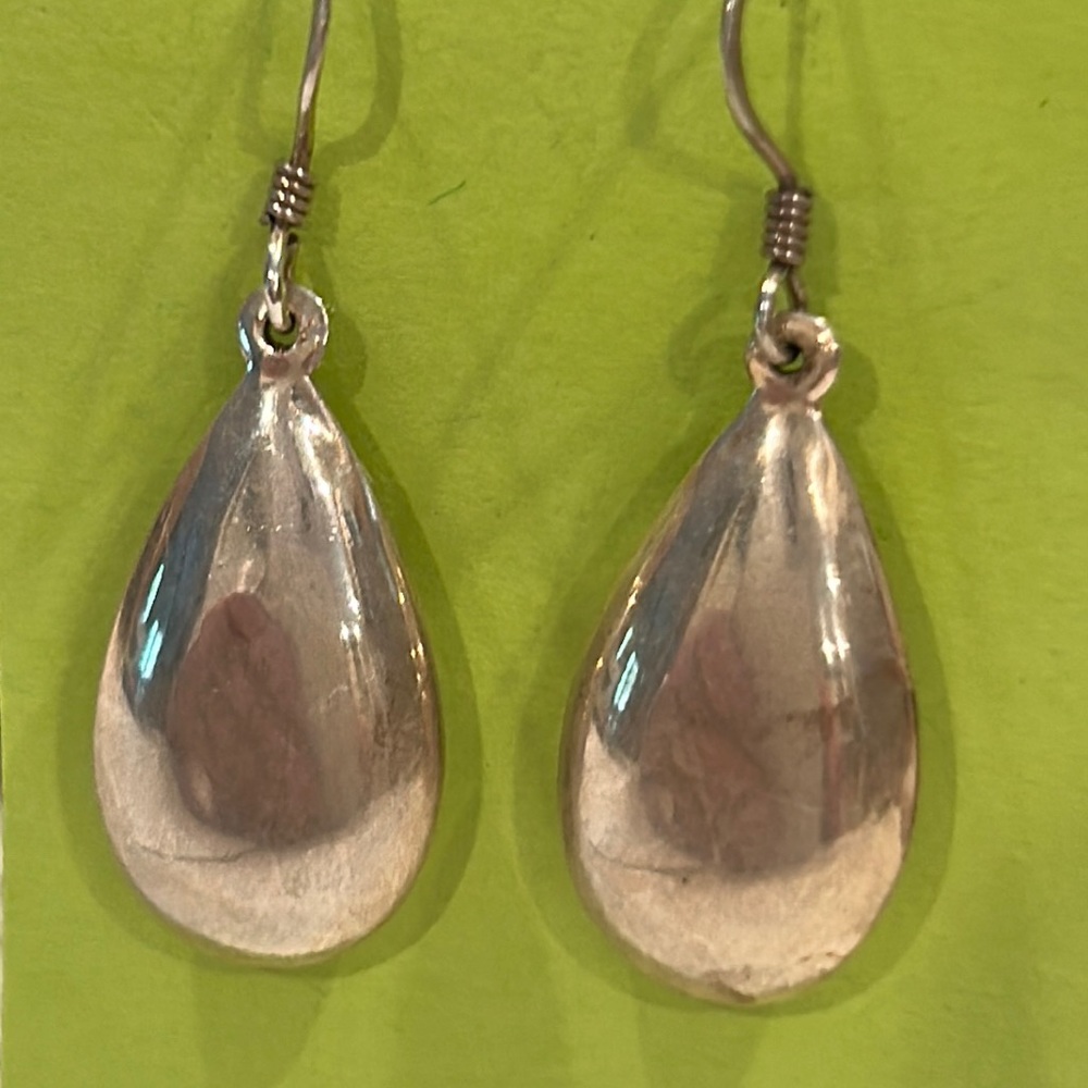 Silver Teardrop Hollow Earrings